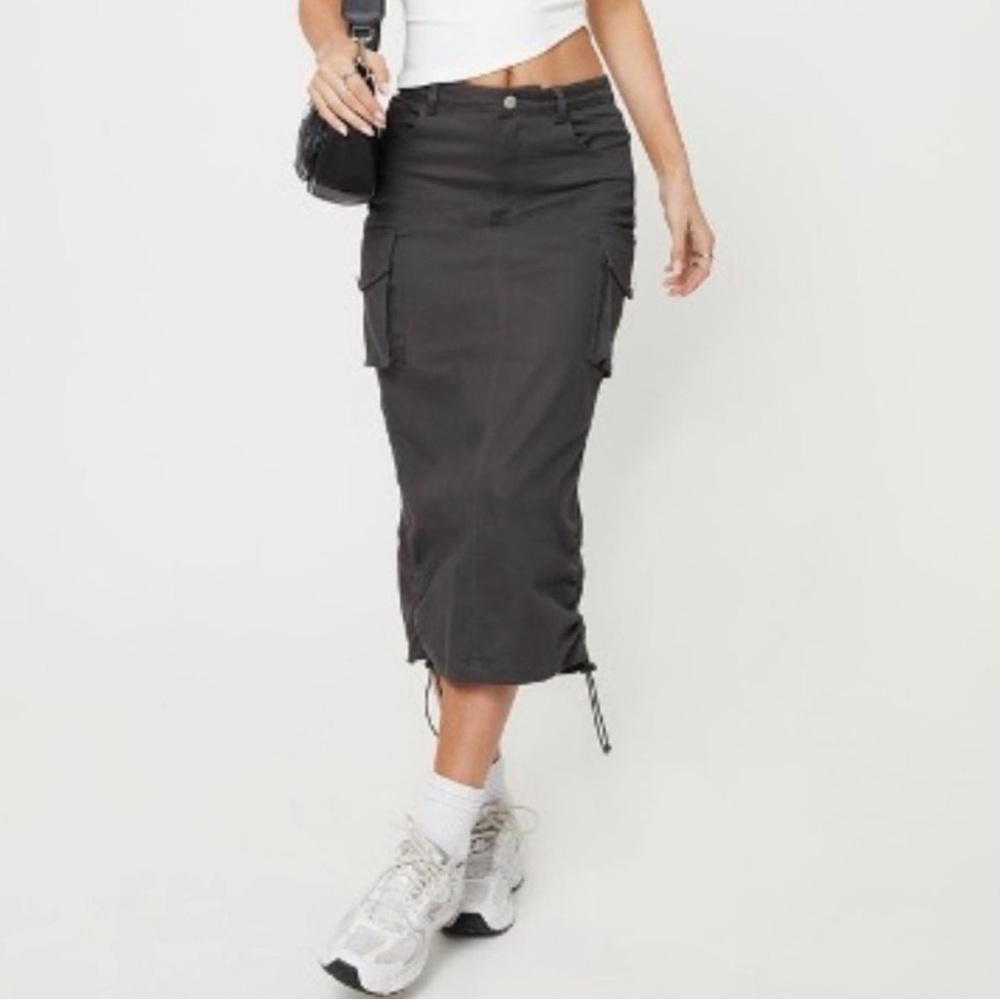 Princess Polly Dark Gray Cargo Maxi Skirt size 12 NWT